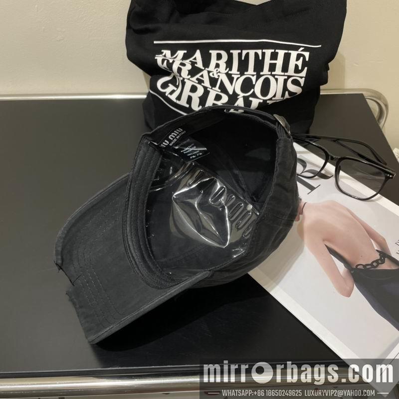 MiuMiu Hat dx29