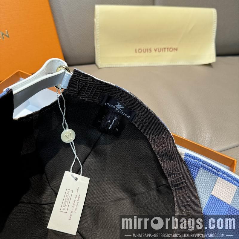 LV Hat dx161