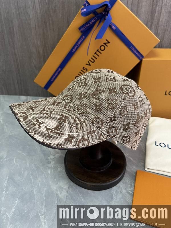 LV Hat dx109