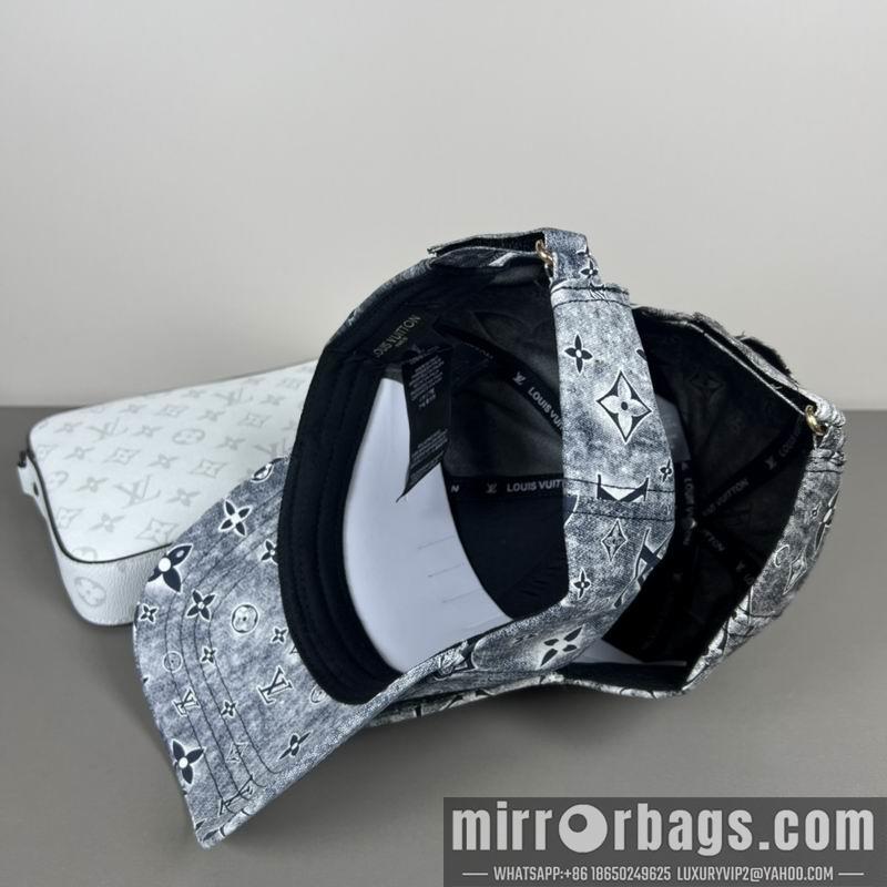 LV Hat dx52