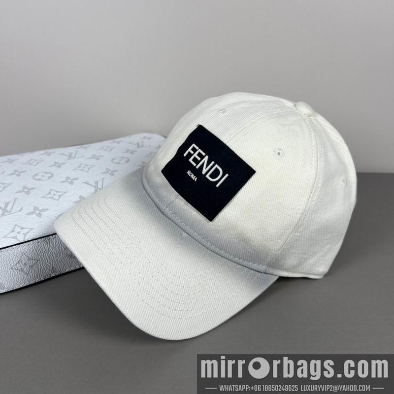 Fendi Hat dx67