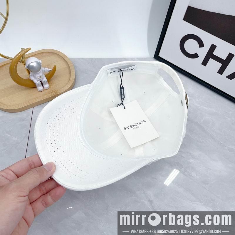 Balenciaga Hat dx55