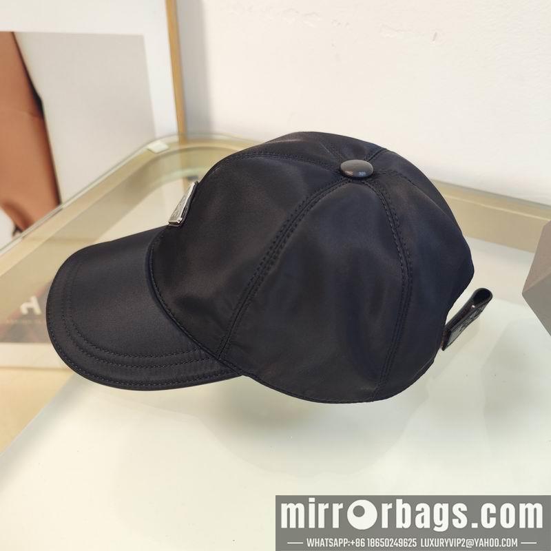 Prada Hat dx55
