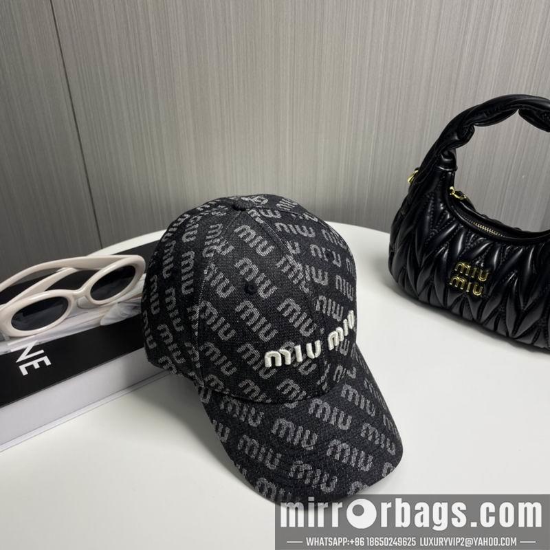 Miumiu Hat 091403