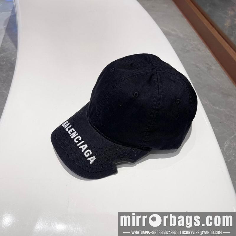 Balenciaga Hat 082602