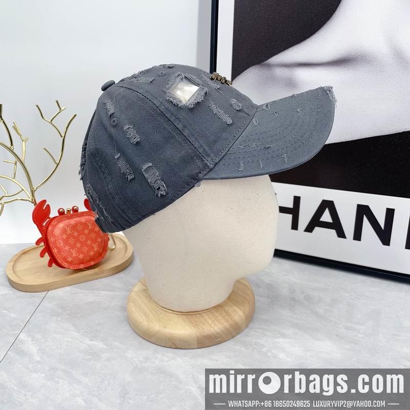 Prada Hat dx13