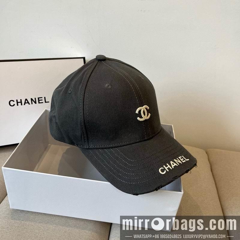Chanel Hat dx37