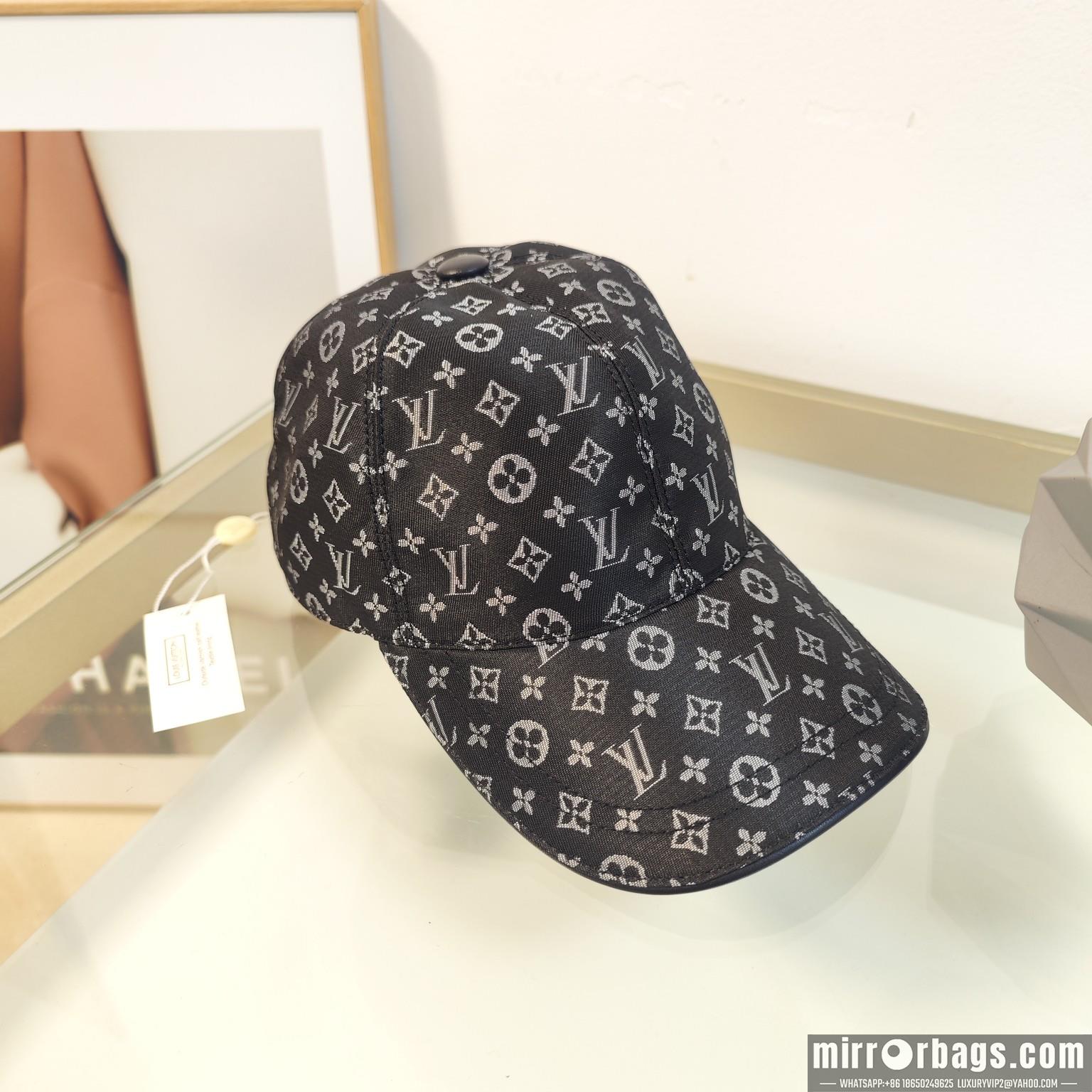 LV Hat dx120