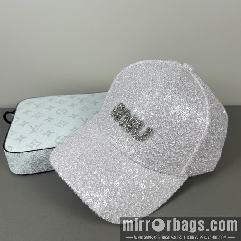 Miumiu Hat dx40