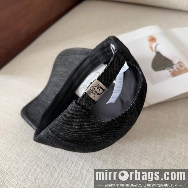 Dior Hat dx10