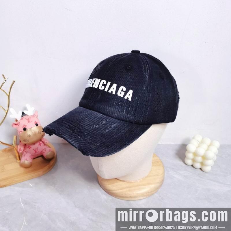 Balenciaga Hat dx34