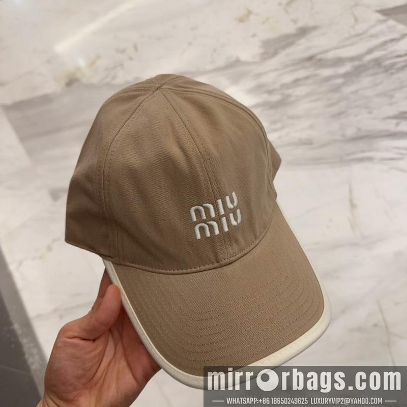Miumiu Hat dx36