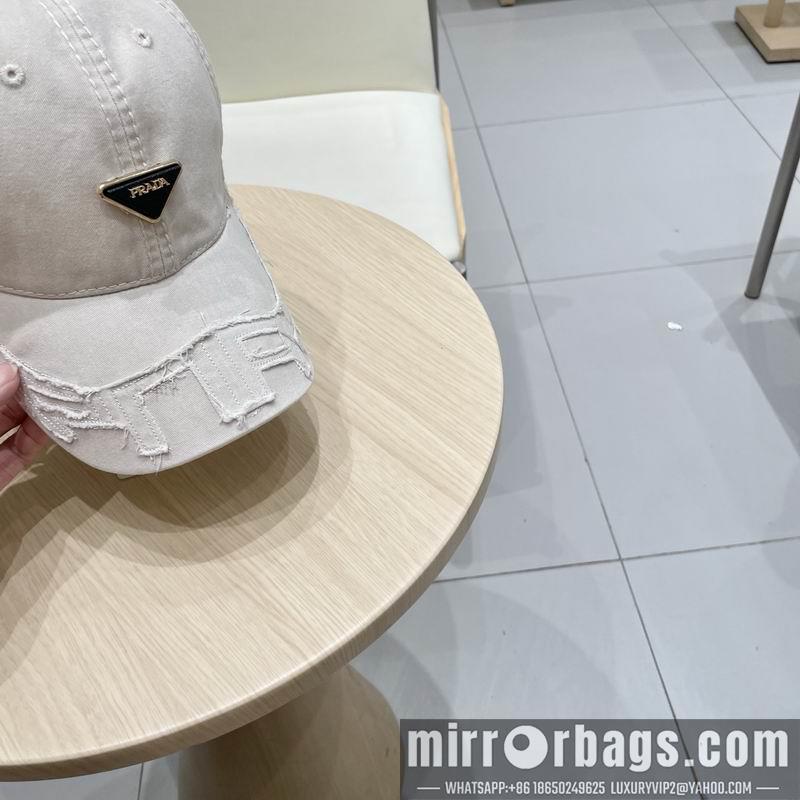 Prada Hat 021002