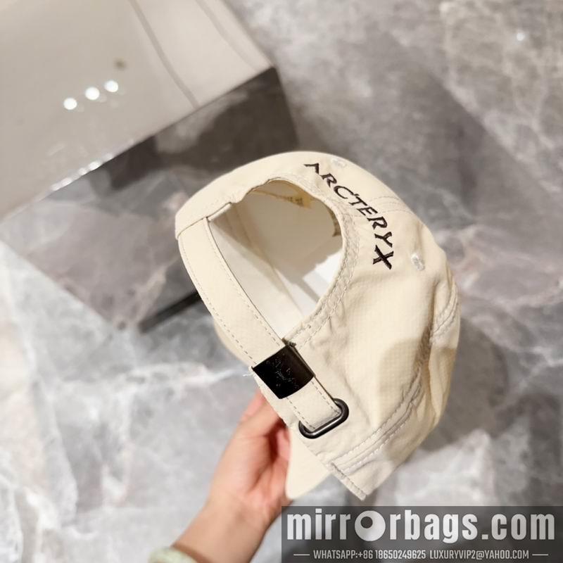 Arcteryx Hat dx11