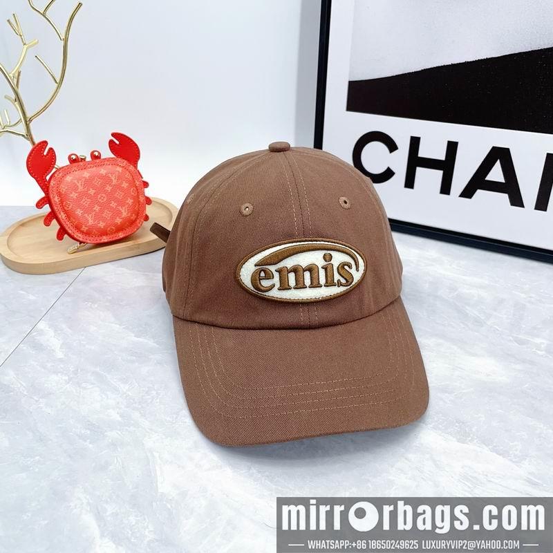 Emis Hat dx04