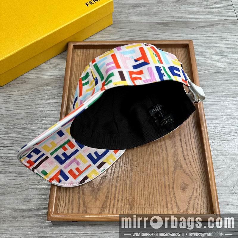 Fendi Hat dx104