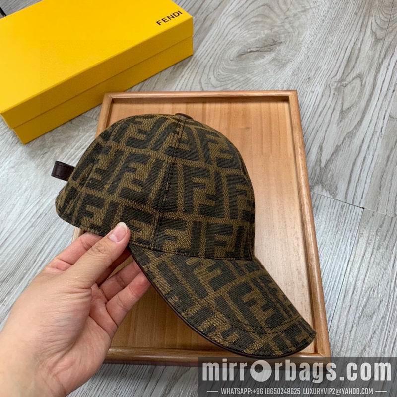Fendi Hat dx99