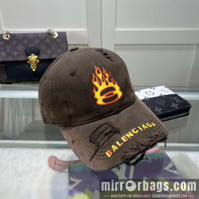Balenciaga Hat dx84