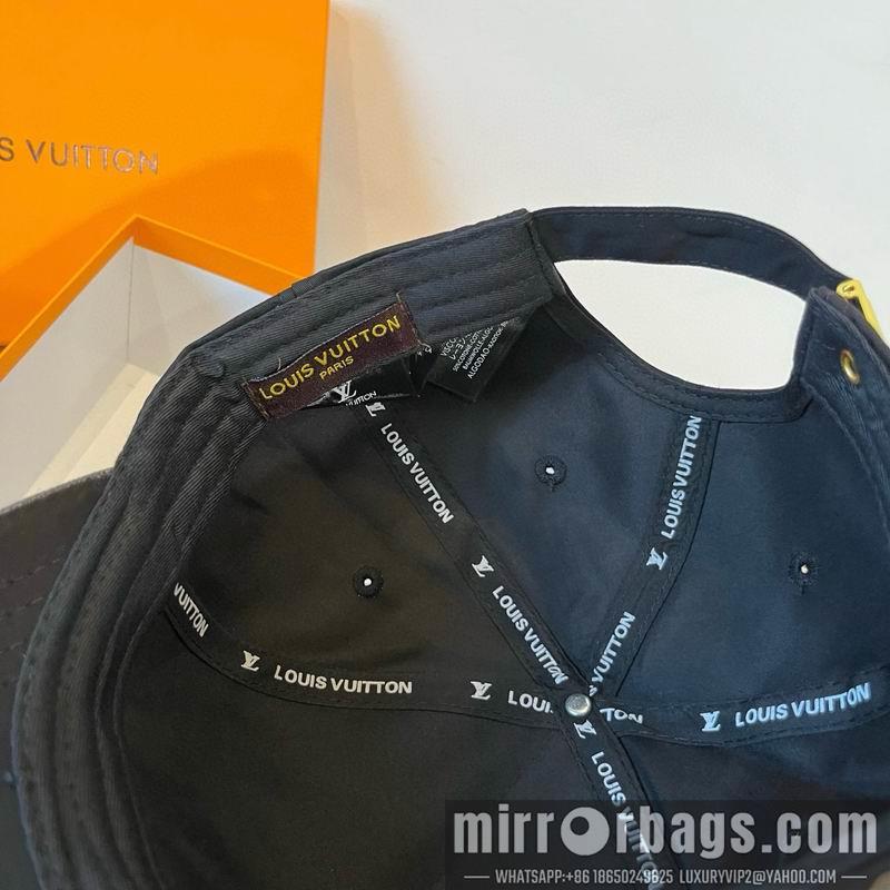LV Hat dx37