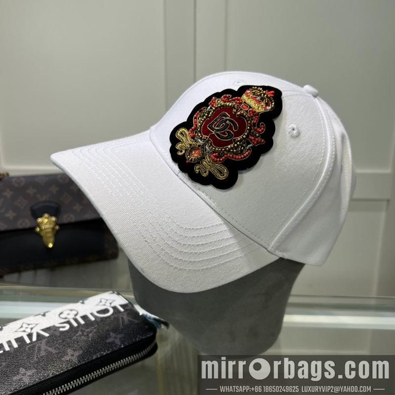 DG Hat dx06