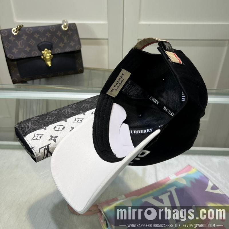 Burberry Hat dx04