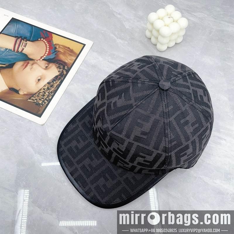 Fendi Hat dx76