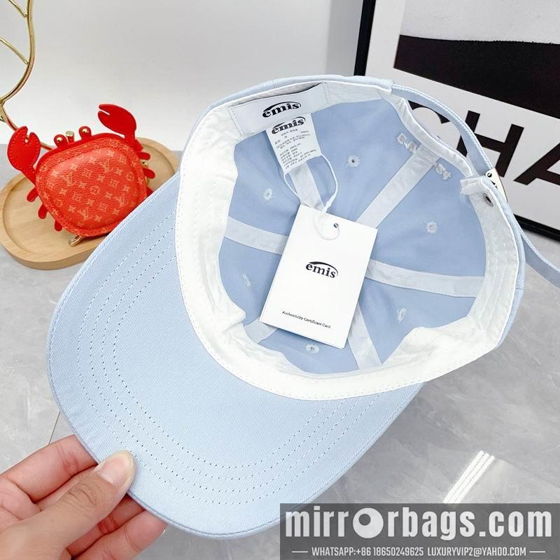 Emis Hat dx02
