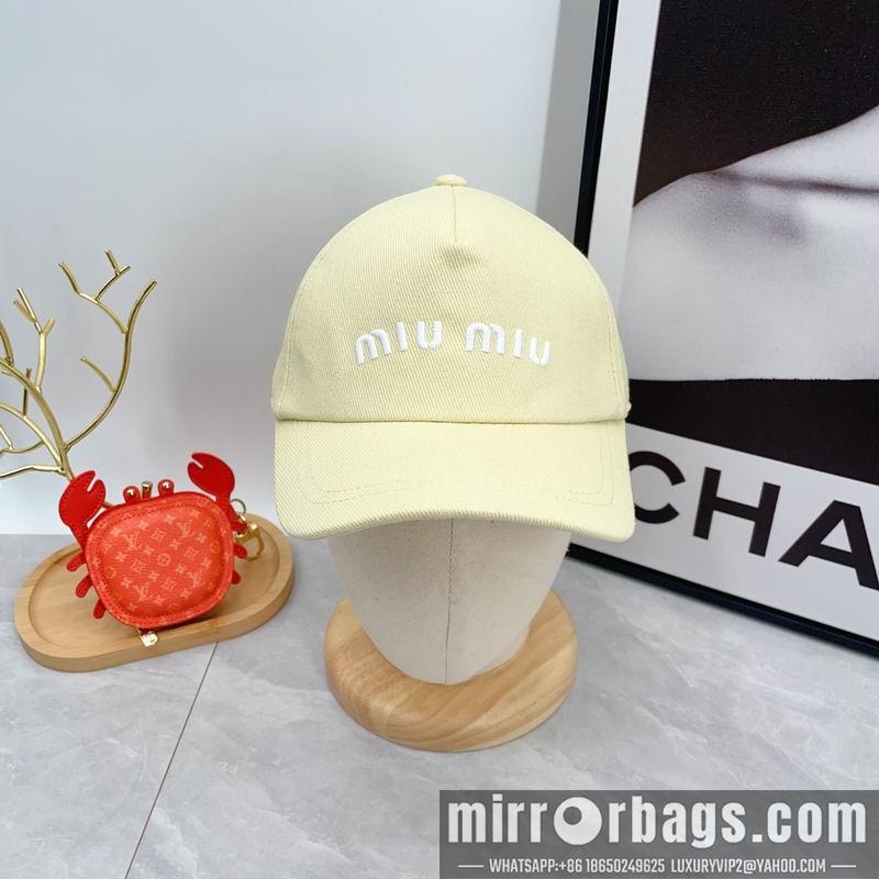 Miumiu Hat dx03