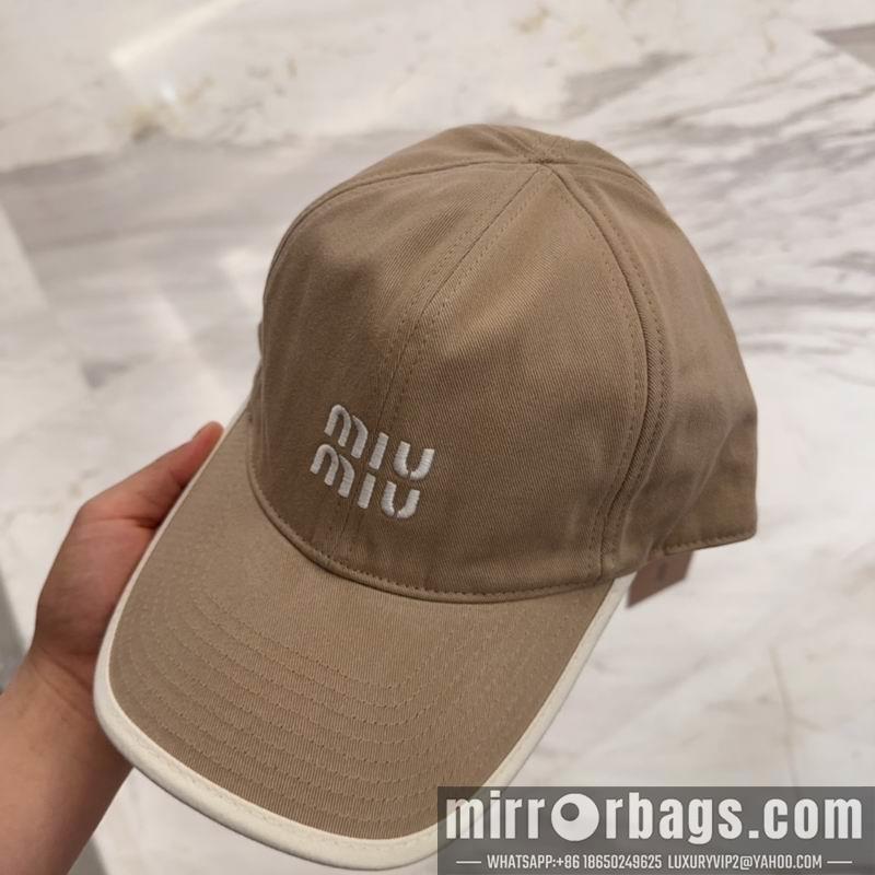 Miumiu Hat dx36