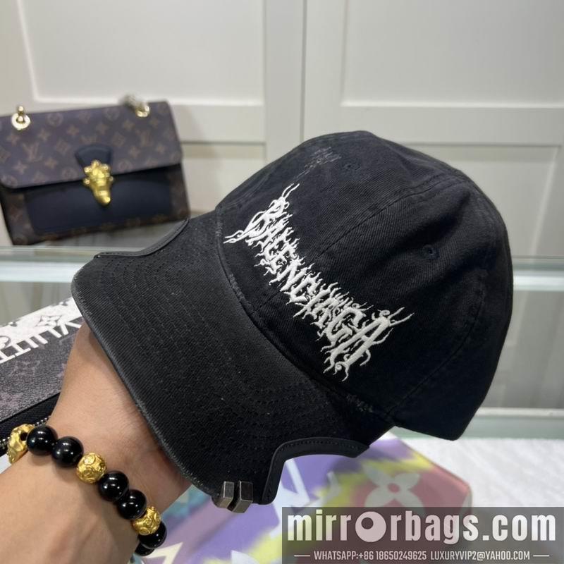 Balenciaga Hat dx110
