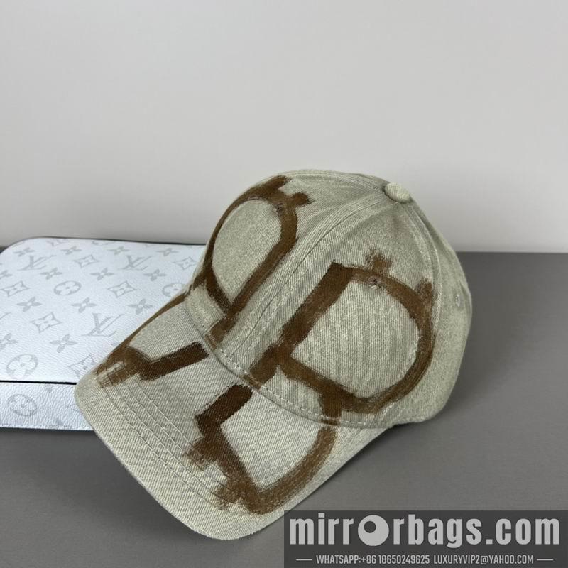 Balenciaga Hat dx34