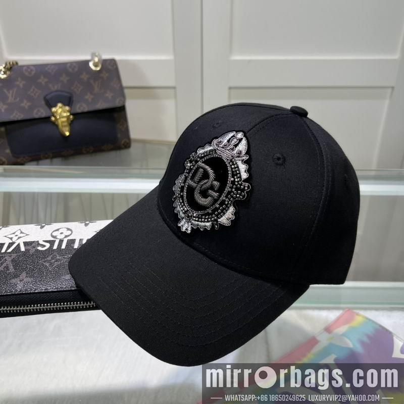 DG Hat dx05