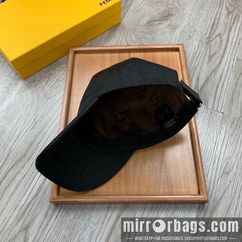 Fendi Hat dx99