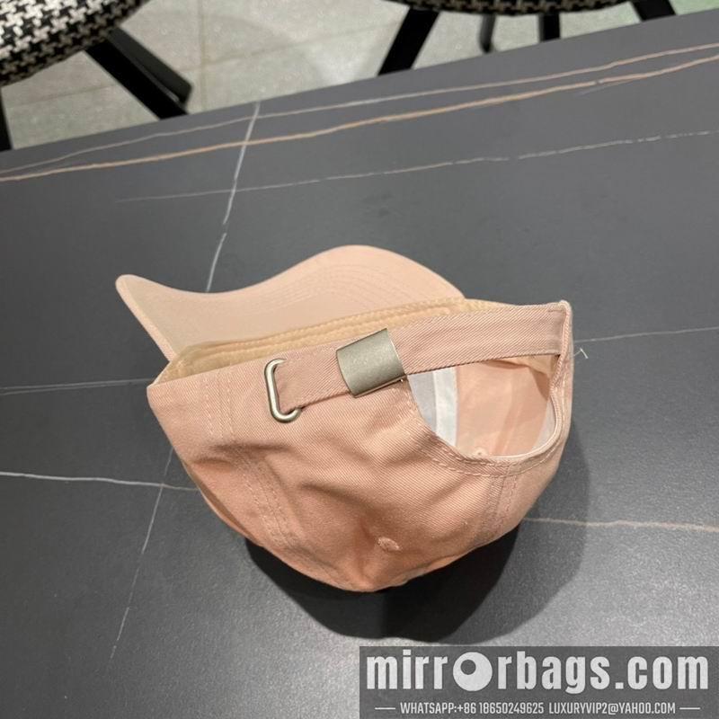 LV Hat 122803