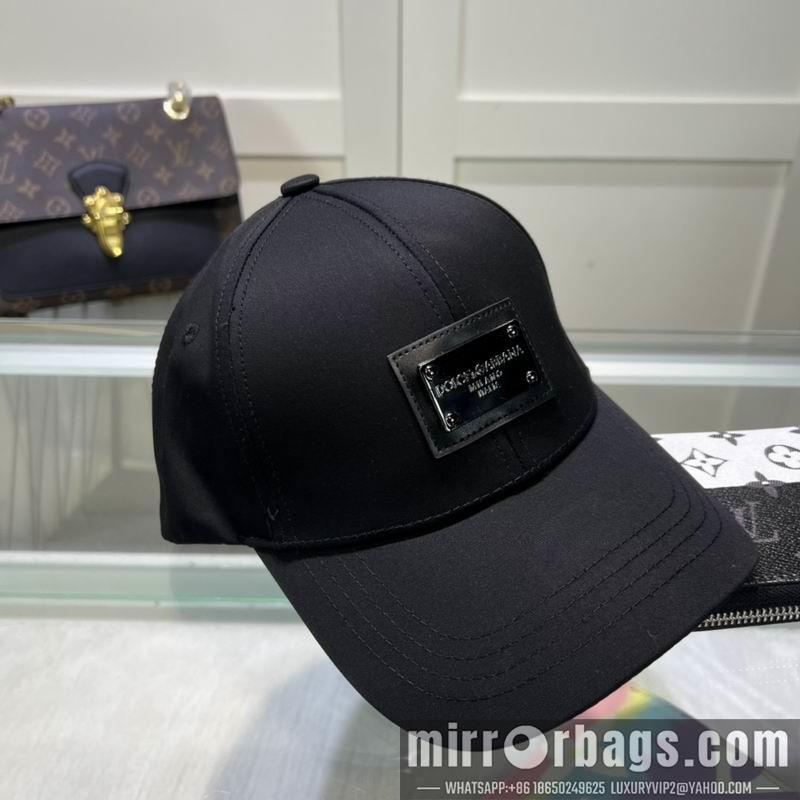 DG Hat dx01