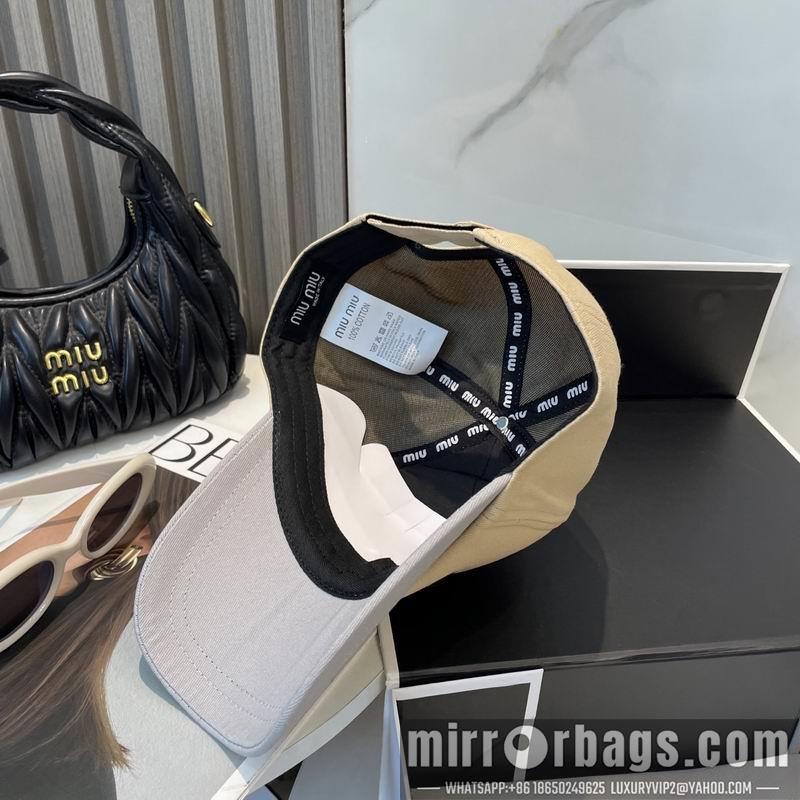 Miumiu Hat dx31