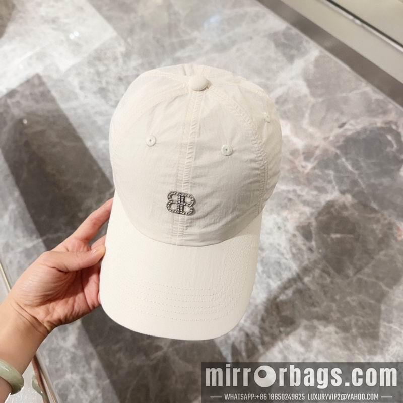 Balenciaga Hat dx64