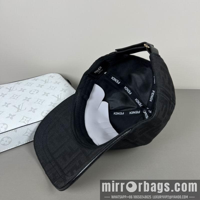 Fendi Hat dx74