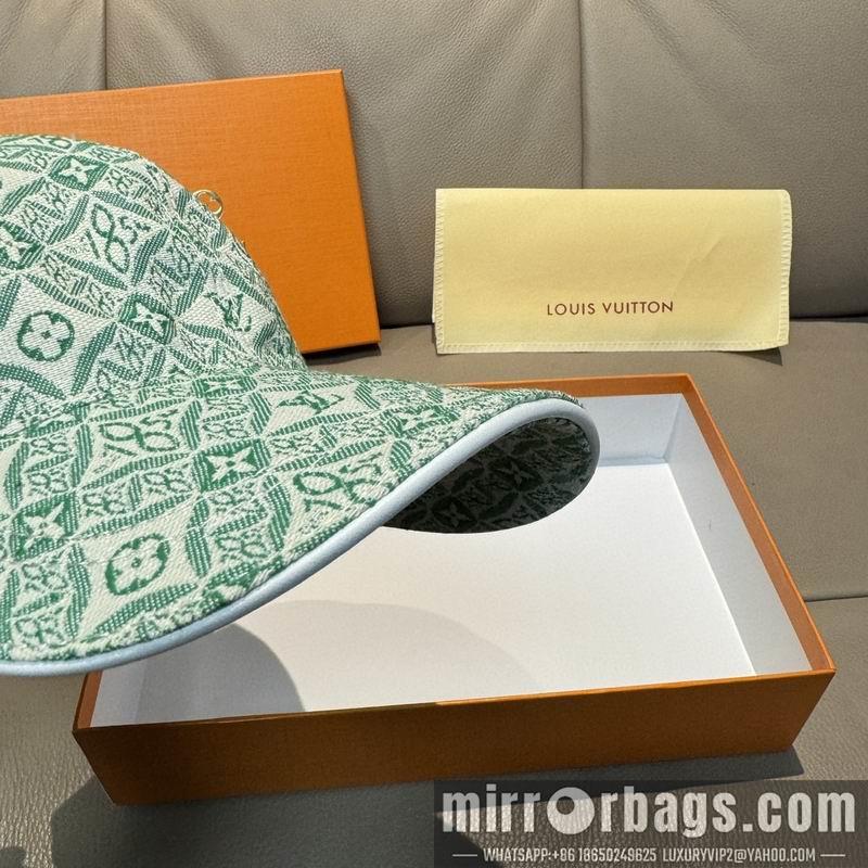 LV Hat dx121