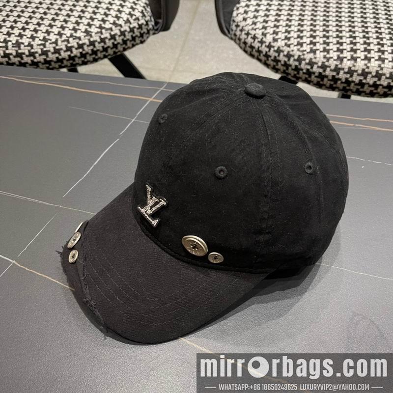LV Hat 102802