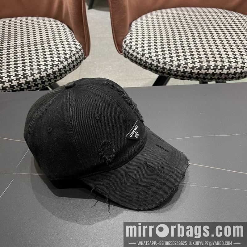 Prada Hat 041403