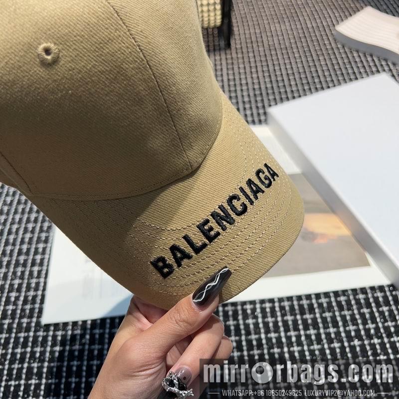 Balenciaga Hat dx13