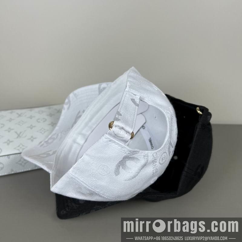 Chanel Hat dx25