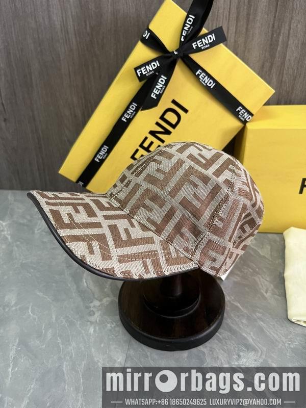 Fendi Hat dx53