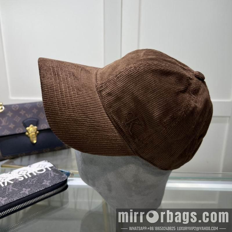 CK Hat dx26
