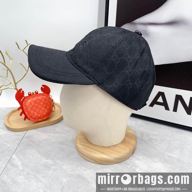 Gucci Hat dx10