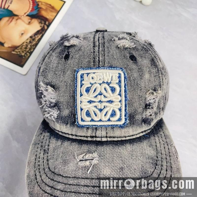 Loewe Hat dx12