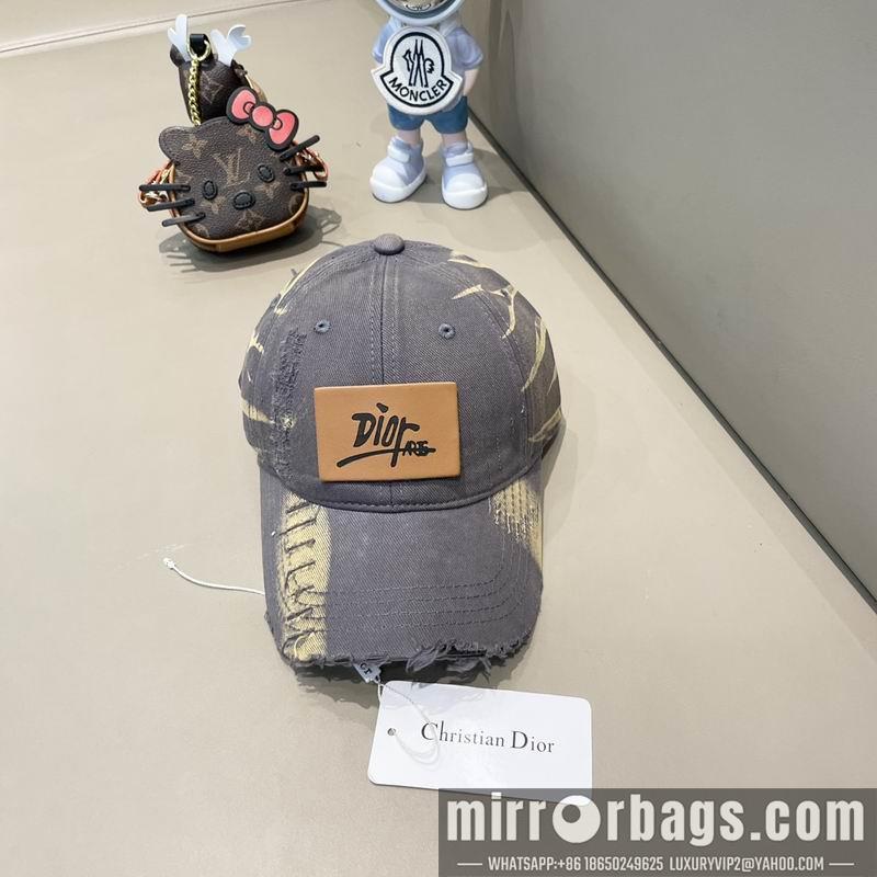 Dior Hat 072803