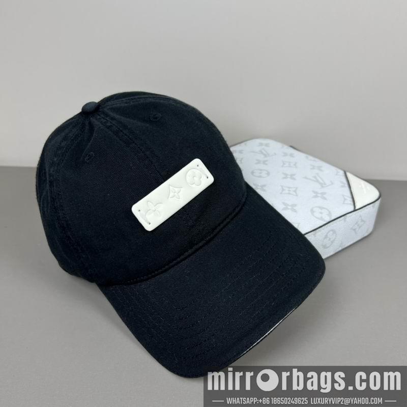 LV Hat dx62