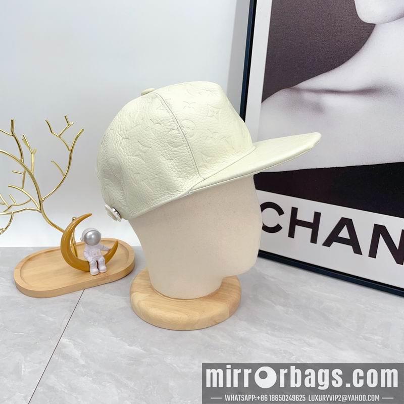 LV Hat dx155